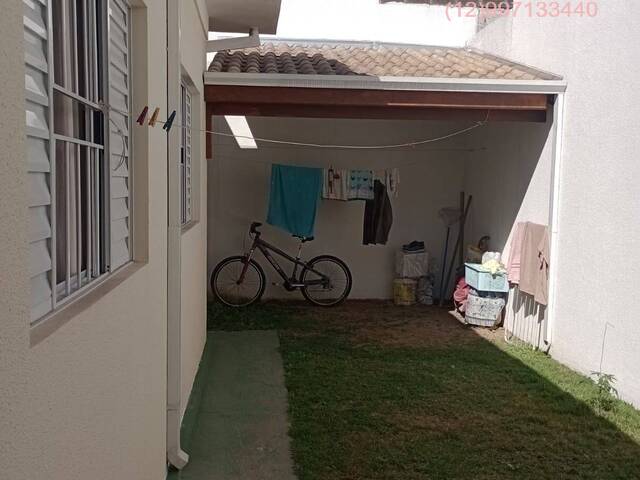 Casa para Venda em Jacareí - 3