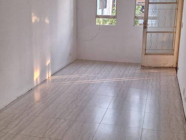#469 - Casa em condomínio para Venda em Jacareí - SP - 1