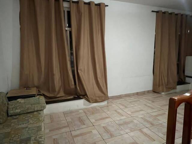 Casa para Venda em Jacareí - 4