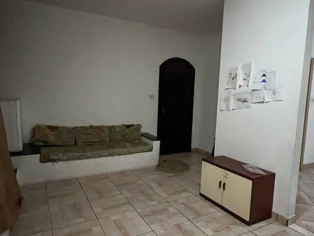 #489 - Casa para Venda em Jacareí - SP - 2