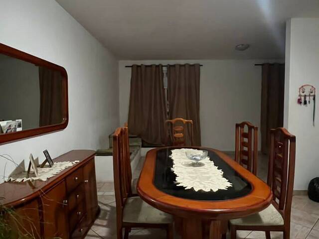 #489 - Casa para Venda em Jacareí - SP - 1