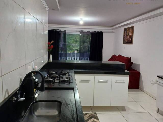 Casa para Venda em Paraibuna - 4