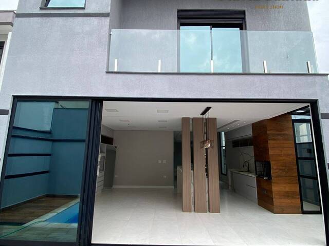 #250 - Casa em condomínio para Venda em Jacareí - SP - 2