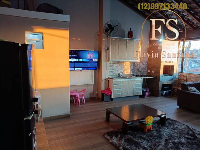 Sobrado para Venda em Jacareí - 3