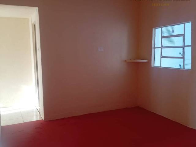 #566 - Casa para Locação em Jacareí - SP - 2