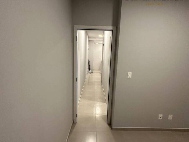 Apartamento para Venda em Jacareí - 2