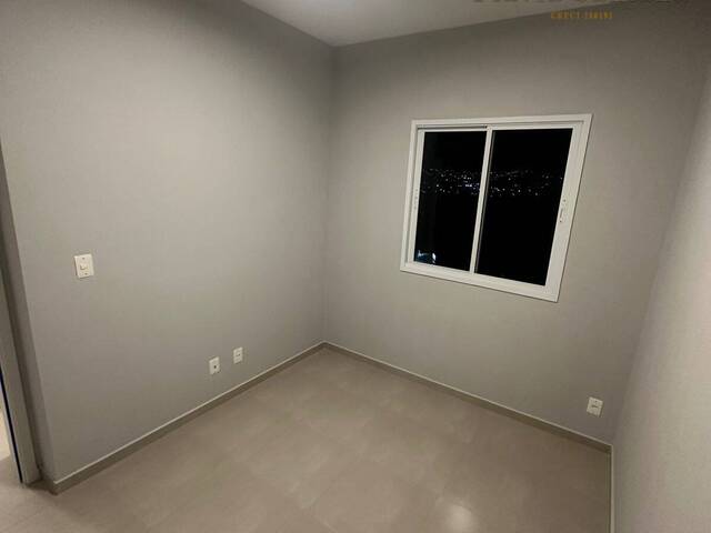 Apartamento para Venda em Jacareí - 5