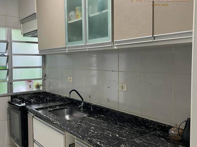 Casa em condomínio para Venda em Jacareí - 2