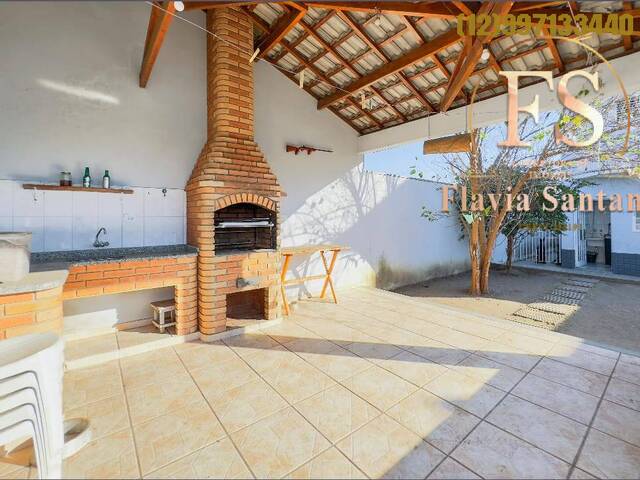 Sobrado para Venda em Jacareí - 4